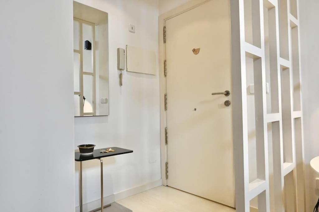 For You Rentals Apartamento Temporal Con Encanto A Pocos Metros Del Sol Myr13 Madrid Exteriér fotografie