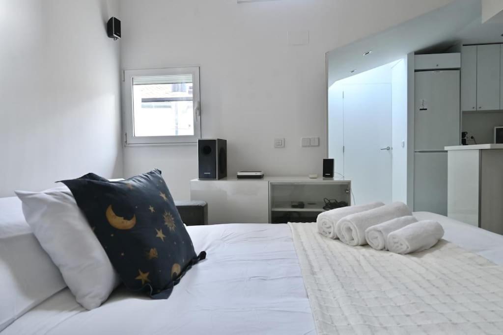 For You Rentals Apartamento Temporal Con Encanto A Pocos Metros Del Sol Myr13 Madrid Exteriér fotografie